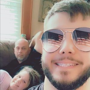 Meet your Posher, Josh